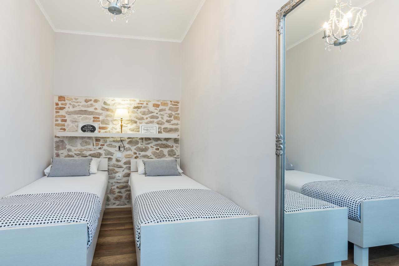 זאדאר Apartments Fontana מראה חיצוני תמונה